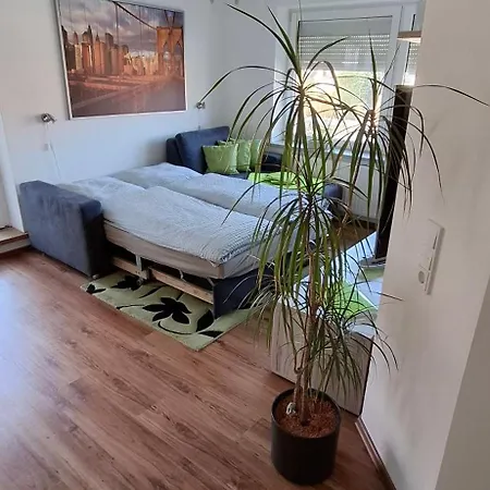 Hoheneggelsen Apartment